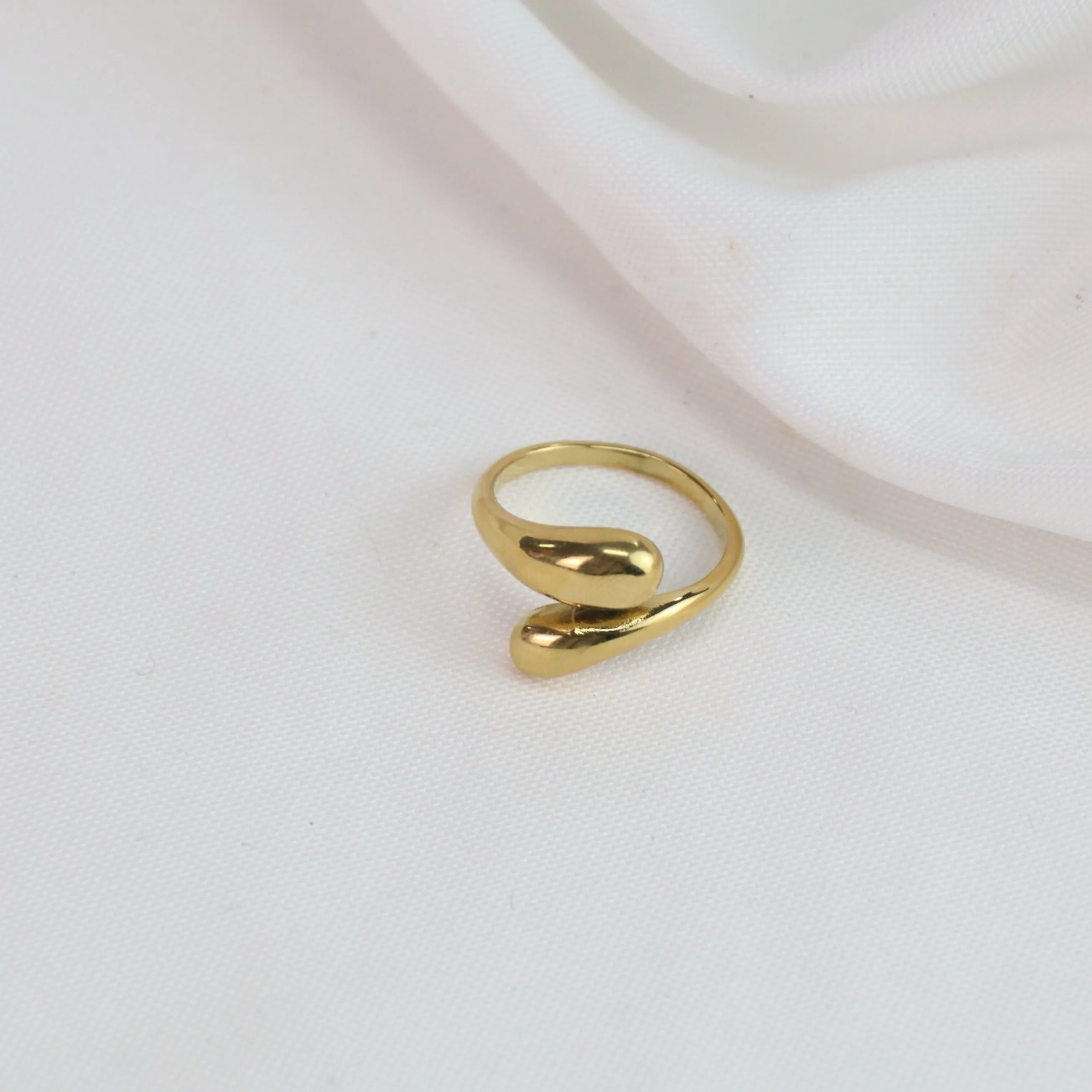 Lilith | Gold Plated Link Adjustable Ring